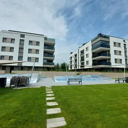 Beach&pool Apartament *