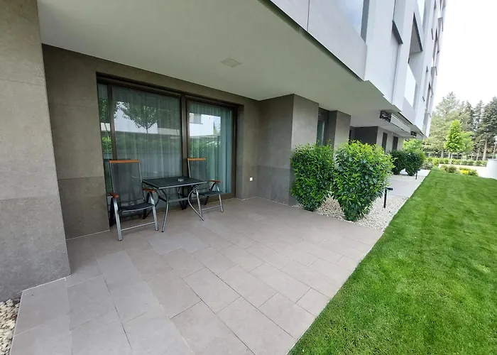 Beach&pool * באלאטונפורד